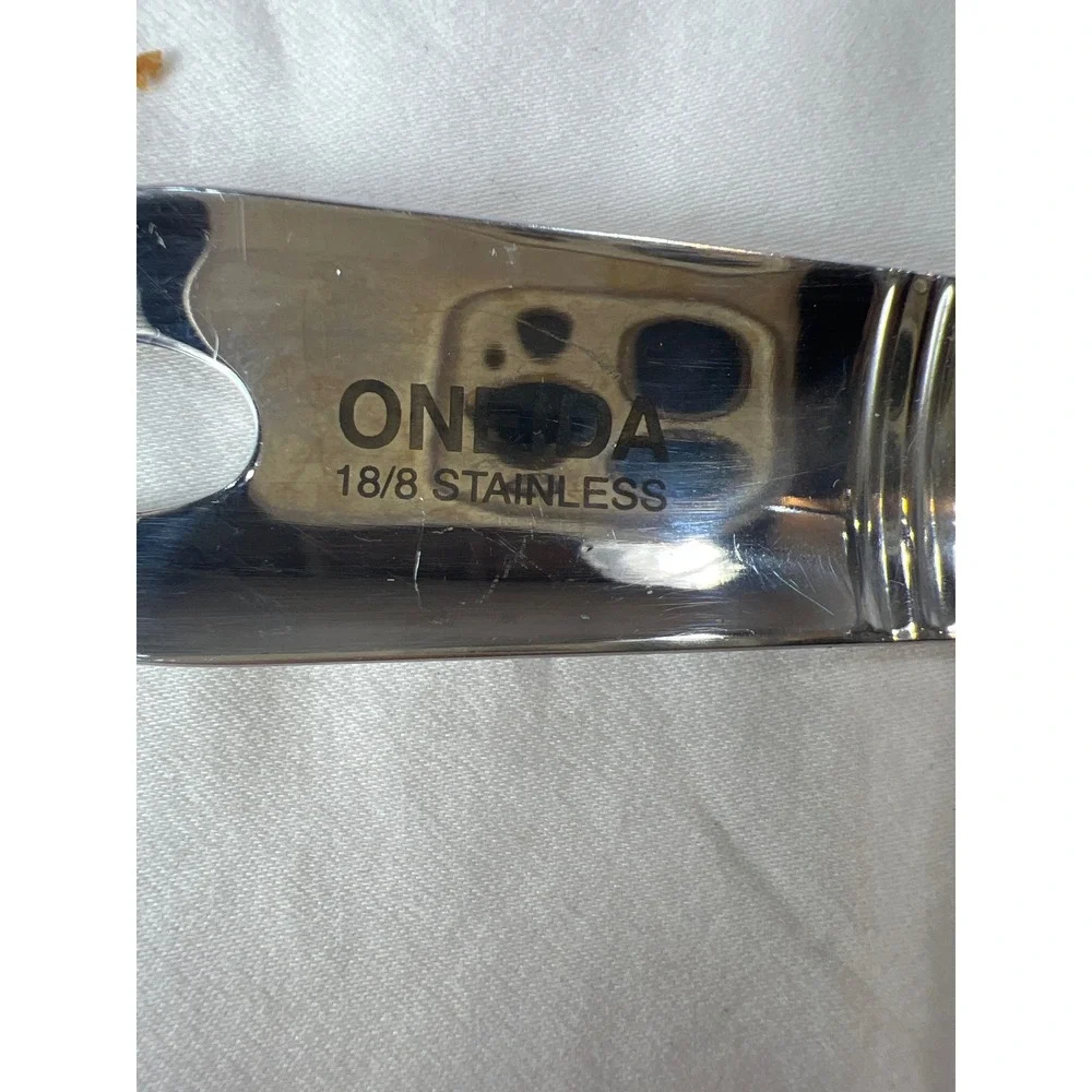 Oneida 18/8 Stainless Steel Measuring Cups and Spoons Set 8 Piece Silver